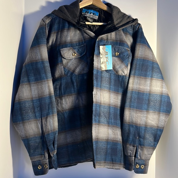 BTC Other - BTC Insulated Hooded Quilted Shirt Jacket